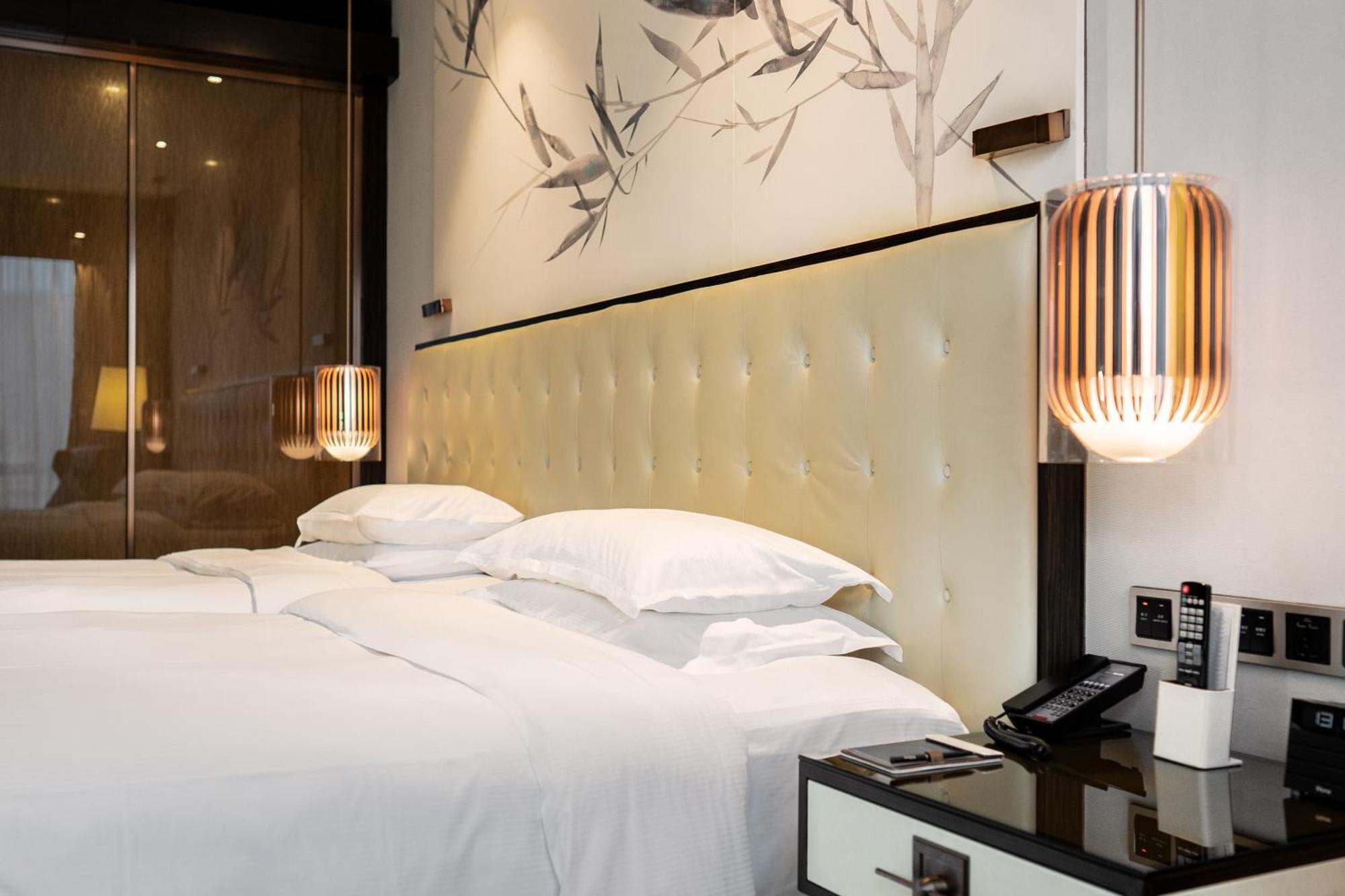 Hilton Shenzhen Futian, Metro Station At Hotel Front Door, Close To Futian Convention & Exhibition Center Екстериор снимка