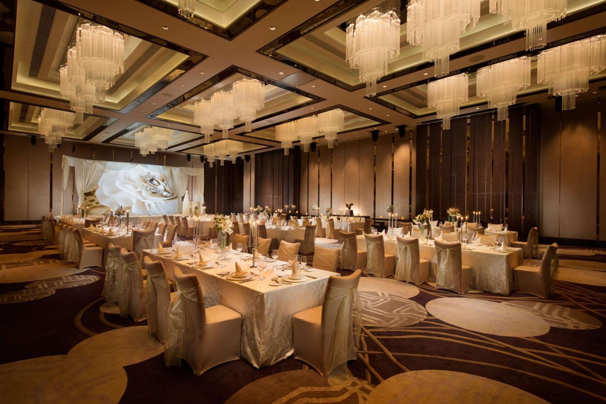 Hilton Shenzhen Futian, Metro Station At Hotel Front Door, Close To Futian Convention & Exhibition Center Екстериор снимка